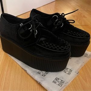 TUK Black Velvet Stratocreepers